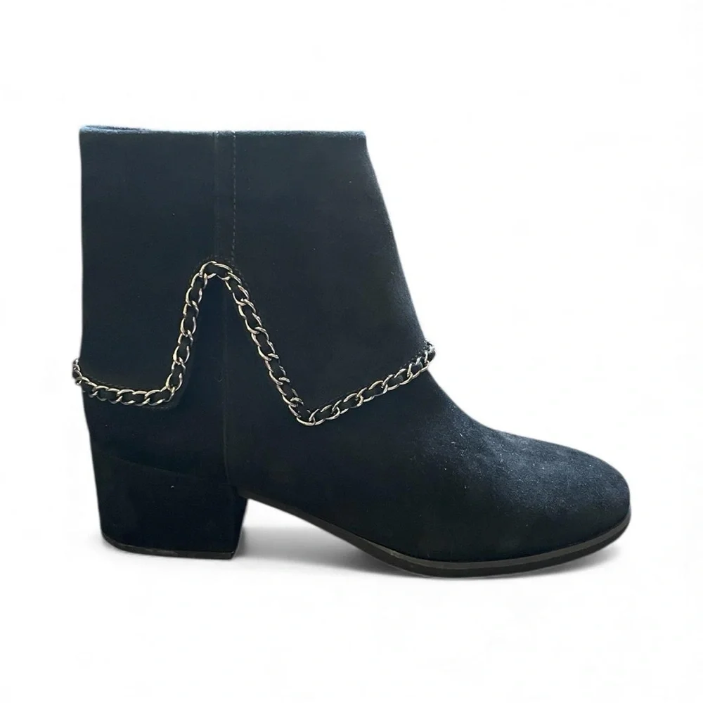 Vaneli Elegant Black Suede Ankle Boots with Silver‎ Chain Detail Trim 10